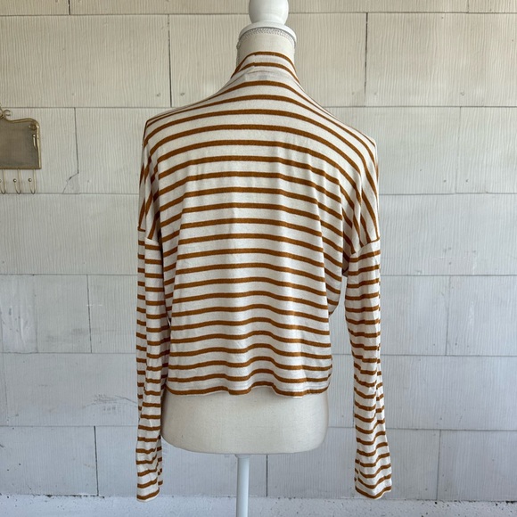 Forever 21 Vintage White Tan Long Sleeve Crop Top Shirt Sweater Turtleneck Boho - Picture 2 of 3